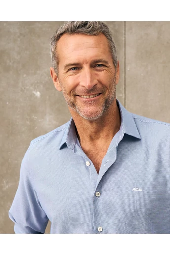 világoskék mintás